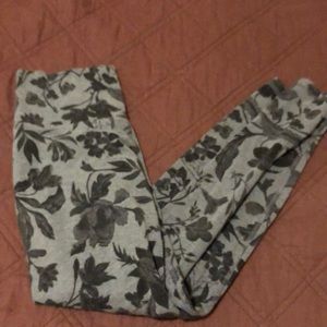 Old navy floral leggings